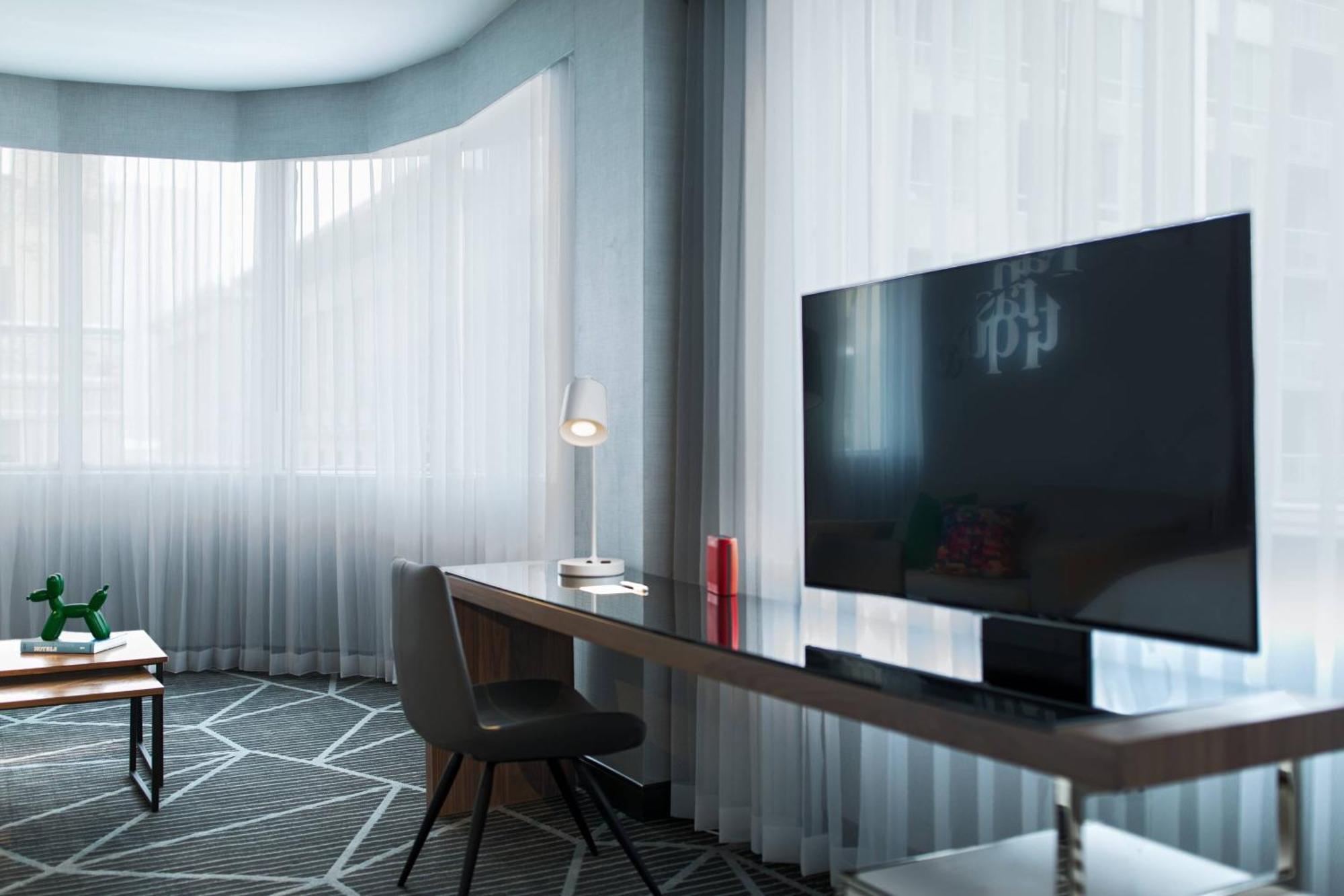 Renaissance Montreal Downtown Hotel Zewnętrze zdjęcie
